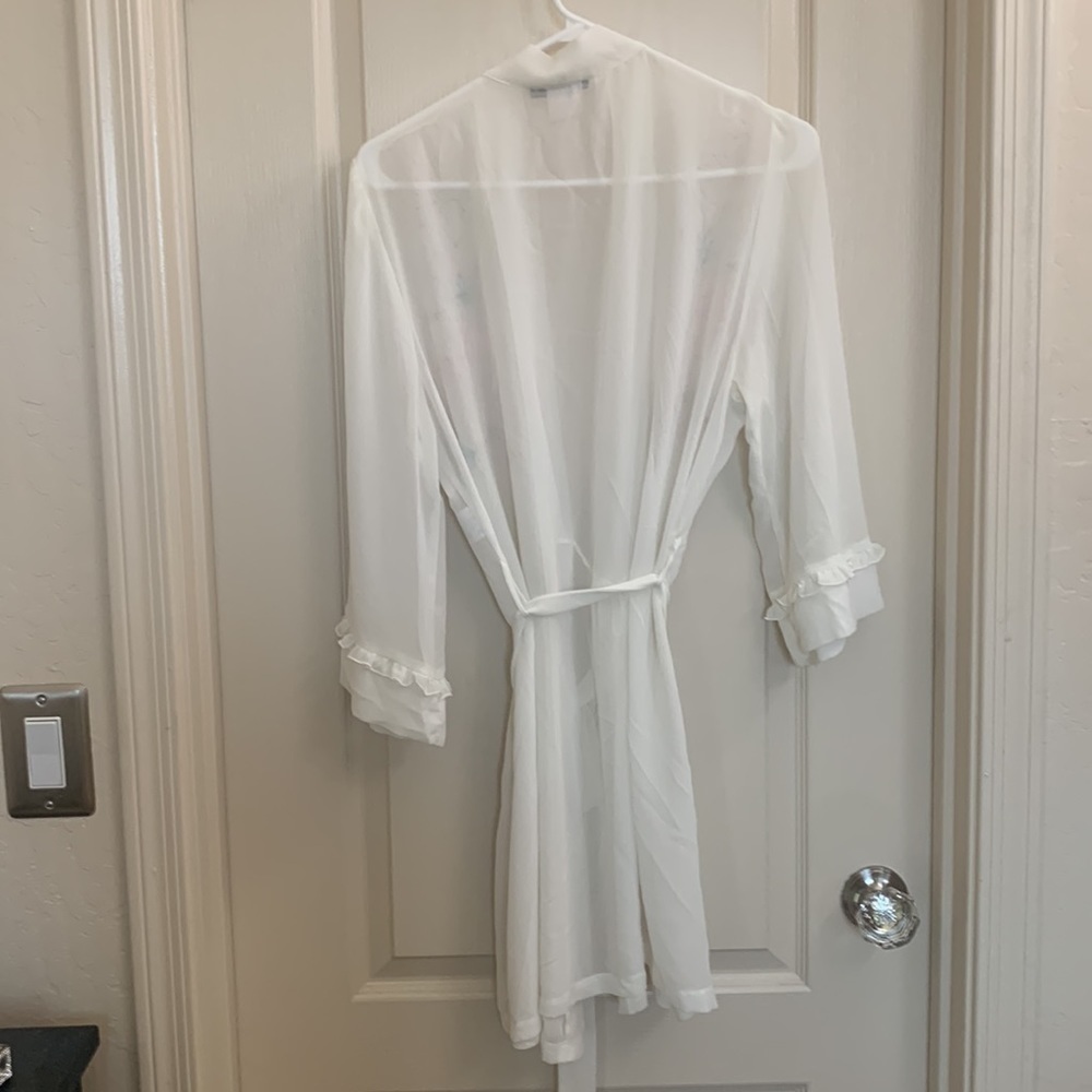 Sheer Embroidered Cream Short Robe Ruffled‎ Sleeve Size M - Picture 10 of 13